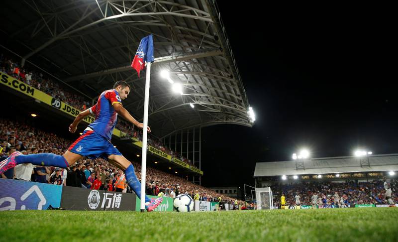 Crystal Palace ,idfielder Luka Milivojevic takes a corner. Reuters