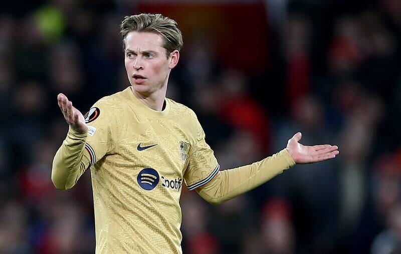 Frenkie De Jong 7: Long-term United transfer target was immense in first-half when he gave masterclass in box-to-box midfield work. But caught napping just after break allowing Fred to ghost in behind him and level the scores. EPA