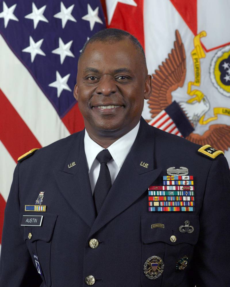 This January 30, 2012 official US Army handout image shows Vice Chief of the Army, General Lloyd J. Austin III. The Pentagon announced December 31, 2012 that Gen. Austin will take over the top post at US Central Command(CENTCOM), succeeding Marine Corps Gen. James N. Mattis, upon Senate approval. AFP PHOTO/HANDOUT/US ARMY            = RESTRICTED TO EDITORIAL USE - MANDATORY CREDIT " AFP PHOTO / US ARMY " - NO MARKETING NO ADVERTISING CAMPAIGNS - DISTRIBUTED AS A SERVICE TO CLIENTS = (Photo by HO / US ARMY / AFP)
