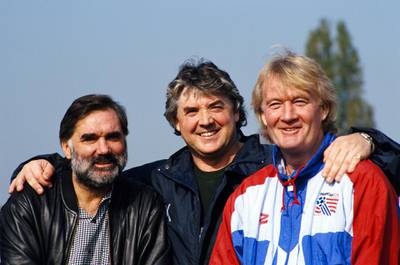 LONDON, UNITED KINGDOM - OCTOBER 19: Former players George Best (l) Joe Kinnear and Rodney Marsh pose at a photocall in London on October 19, 1994 in London, England. (Photo by Phil Cole/Allsport/Getty Images)