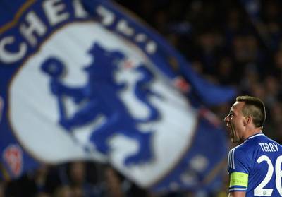 Chelsea captain John Terry, pictured at the end of thei Uefa Champions League quarter-final second leg against Paris Saint-Germain at Stamford Bridge in London on April 8, 2014, is expected to sign a contract extension with the club. Dylan Martinez / Reuters