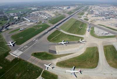 Planes queueing to take off at Heathrow in 2007.