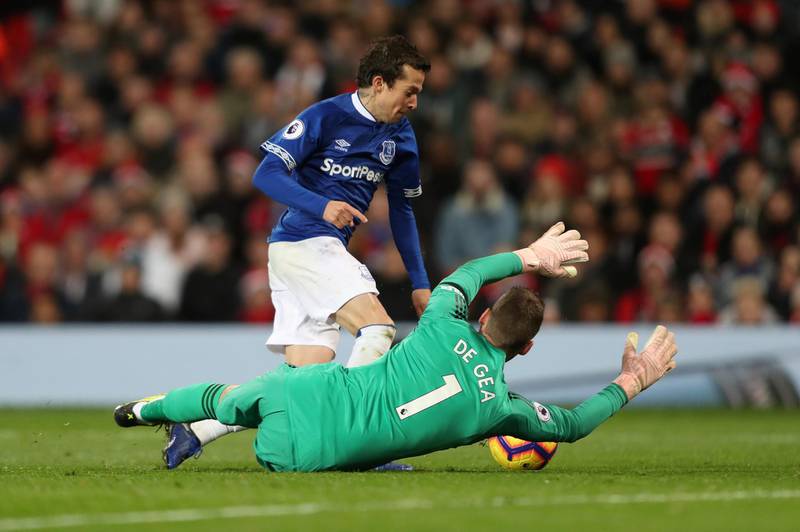 Bernard in action for Everton against Manchester United's David de Gea.