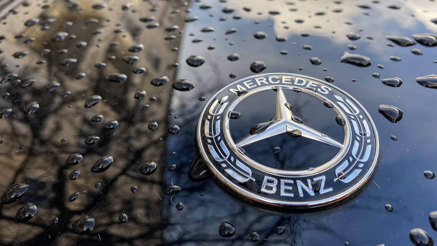 Mercedes ruft 1 Million ältere Autos wegen Bremsproblemen zurück