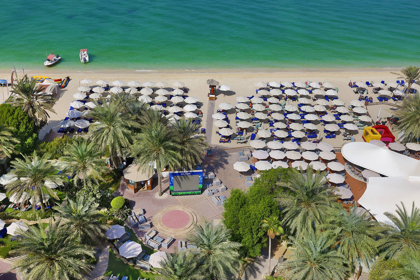 Le Beach Stadium comprendra quatre fan zones.  Photo: Hilton Dubaï Jumeirah