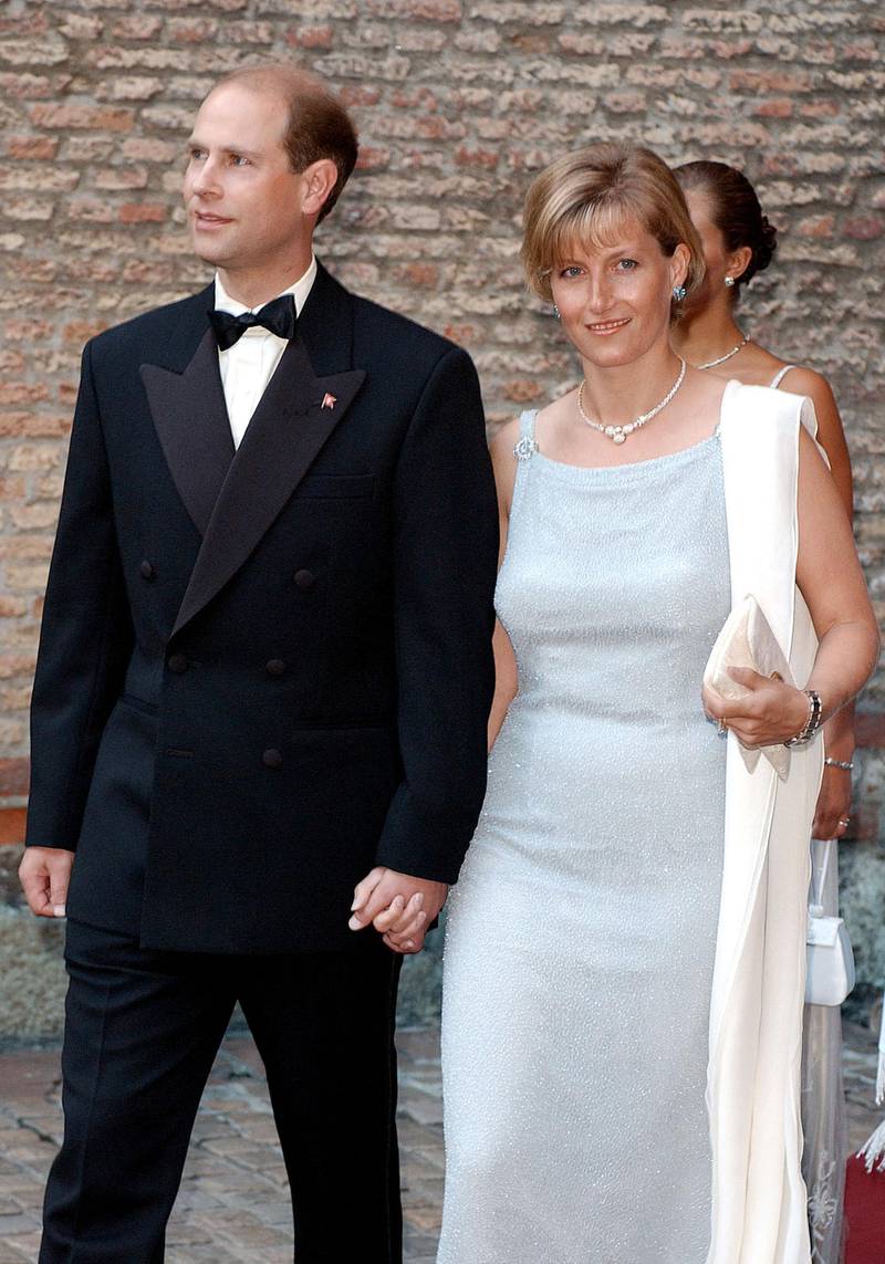 393697 64: Britain''s Prince Edward and his wife Sophie Rhys Jones arrive at a dinner for Prince Haakon of Norway and his fiancee Mette-Marit Tjessem Hoiby at Akershus Castle in Oslo August 24, 2001 on the eve of their wedding. (Photo by Anthony Harvey/Getty Images)
