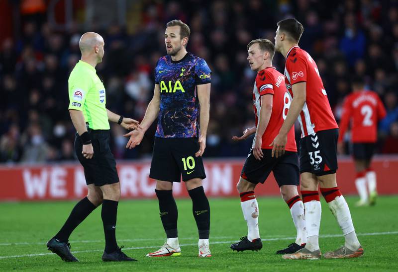 Tottenham Hotspur's Harry Kane remonstrates with referee Anthony Taylor. Reuters
