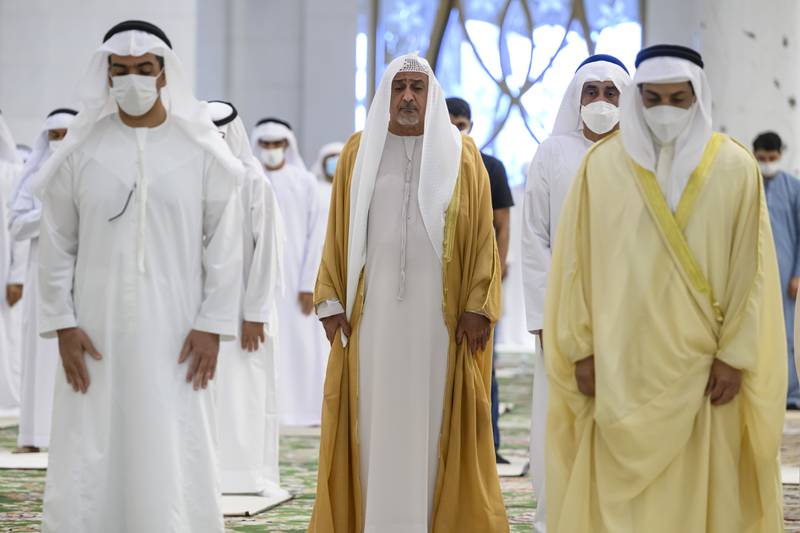 Sheikh Dr Sultan bin Khalifa Al Nahyan, centre.

