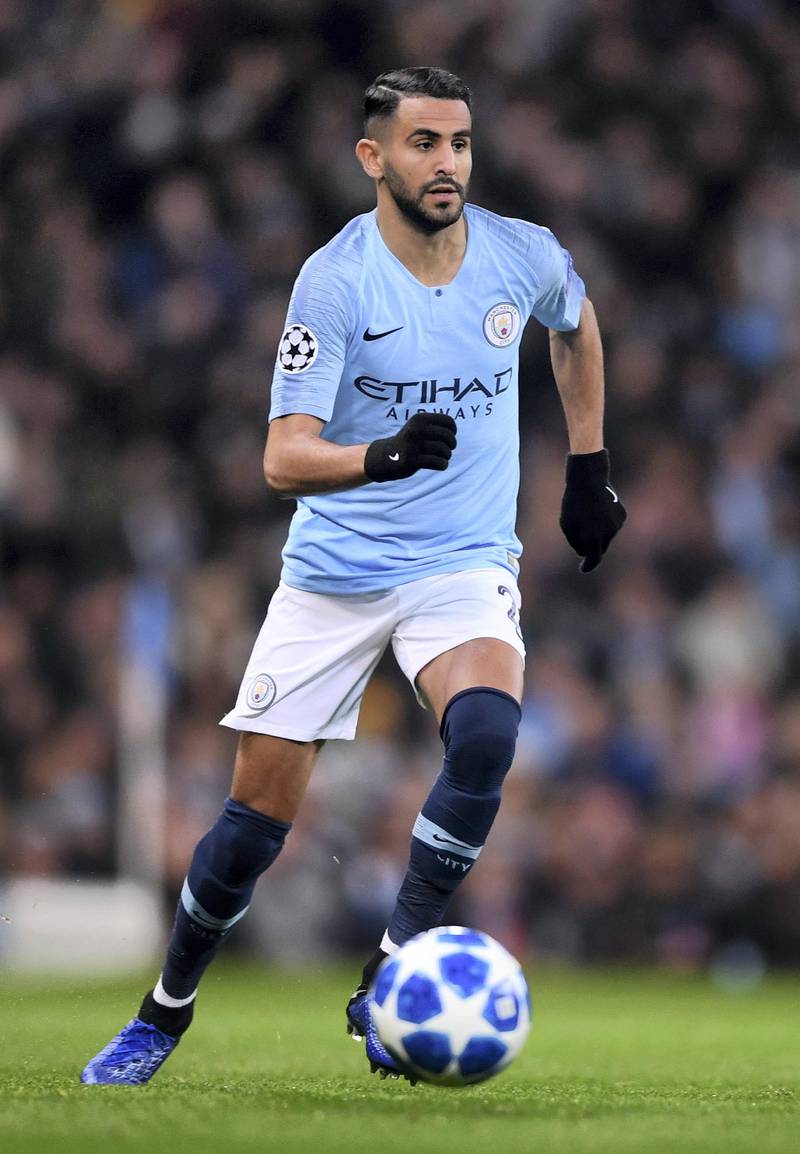 MANCHESTER, ENGLAND - NOVEMBER 07: Riyad Mahrez of Manchester City runs with the ball during the Group F match of the UEFA Champions League between Manchester City and FC Shakhtar Donetsk at Etihad Stadium on November 07, 2018 in Manchester, United Kingdom. (Photo by Laurence Griffiths/Getty Images)