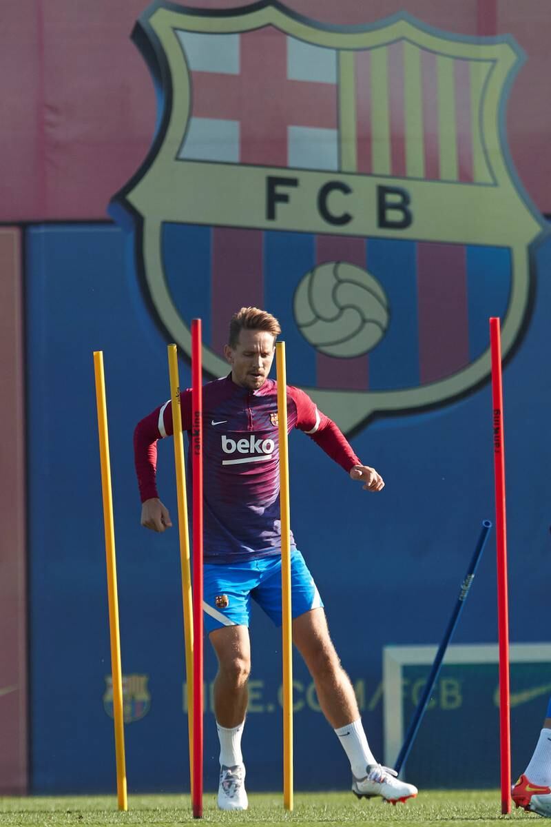 Barcelona's striker Luuk de Jong  during a training session at Joan Gamper Sports City . EPA