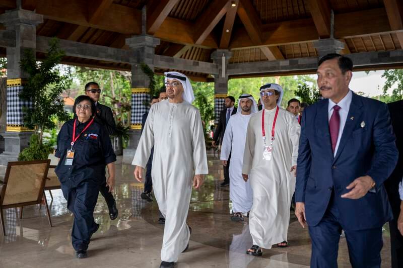 Sheikh Mohamed tours the park with Mr Nurbaya, Sheikh Mansour bin Zayed, UAE Deputy Prime Minister and Minister of the Presidential Court and Luhut Binsar Pandjaitan, Co-ordinating Minister of Maritime and Investment Affairs of Indonesia