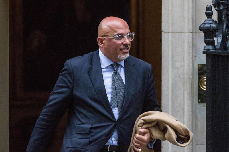 H90CN3 London, UK. 10th January, 2017. Nadhim Zahawi, Conservative MP for Stratford-upon-Avon, leaves 10 Downing Street during a Cabinet meeting. Credit: Mark Kerrison/Alamy Live News