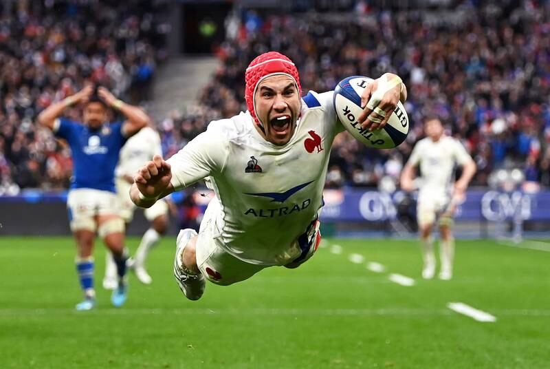 Gabin Villiere of France dives over to score a try during the Six Nations match against Italy at Stade de France on February 6, 2022. Getty