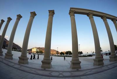 SHARJAH , UNITED ARAB EMIRATES , December 21– 2020 :-  Visitors at the Khor Fakkan amphitheatre in Sharjah. ( Pawan Singh / The National ) For News/Standalone/Instagram/Big Picture.