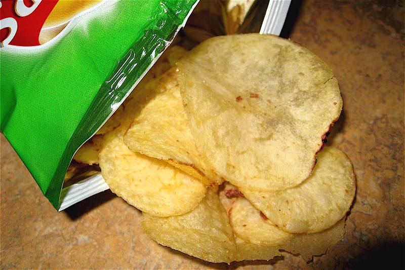 Walkers Crisps have reduced their 24-bag multipacks by two, and kept the same price.  Photo:  Wikimedia Commons