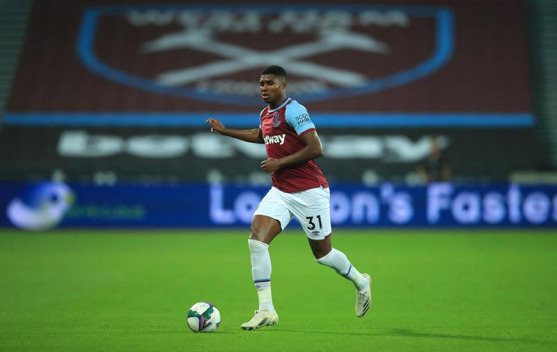 LONDON, ENGLAND - SEPTEMBER 15: Ben Johnson of West Ham United runs with the ball during the Carabao Cup Second Round Match between West Ham United and Charlton Athletic at London Stadium on September 15, 2020 in London, England. (Photo by Adam Davy - Pool/Getty Images)