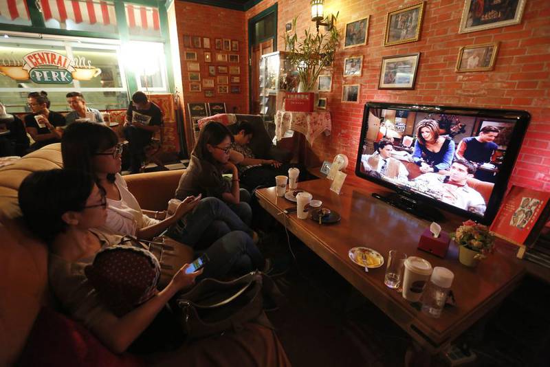 Opened in 2009 by a fan, Beijing’s very own replica of Central Perk Cafe celebrates the 20th anniversary of the US comedy by giving away free cups of coffee to fans who signed on a large memorabilia board.
