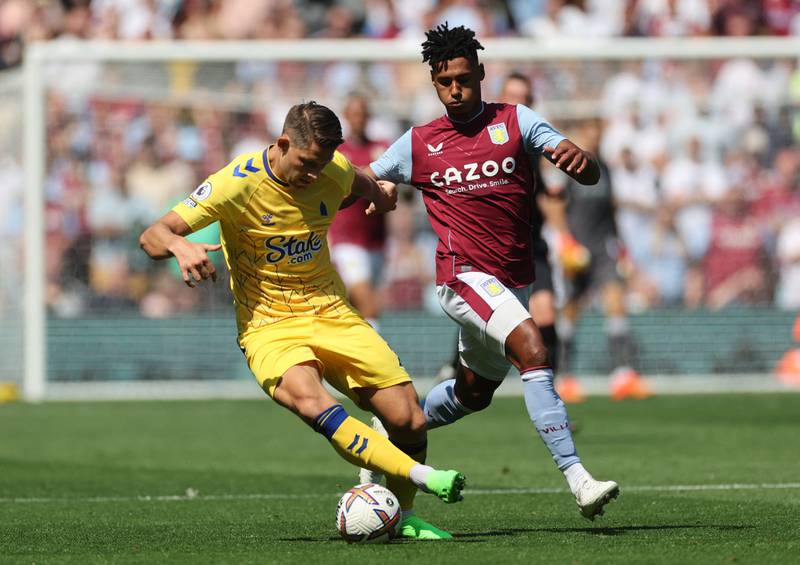 James Tarkowski 6 - Once again composed from the former Claret, dealt with the threats  very well on the whole. In possession retained and moved the ball well into the midfield areas. 

Action Images