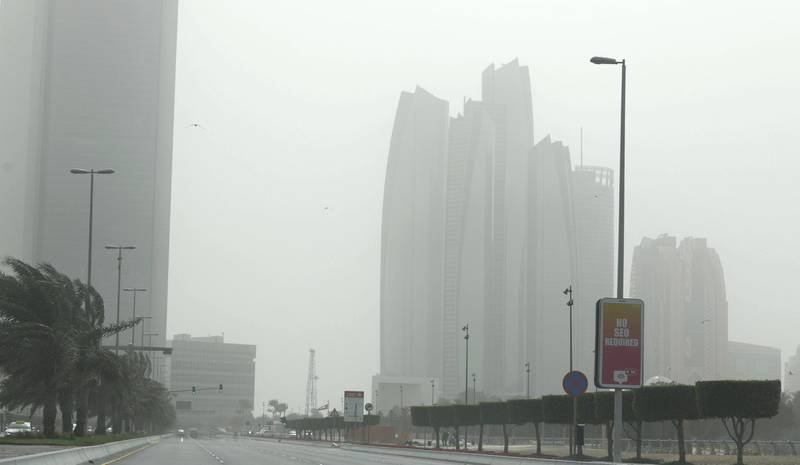 Abu Dhabi, United Arab Emirates - Dusty and windy along the Abu Dhabi Corniche. Khushnum Bhandari for The National