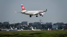 Switzerland resumes flights out of Geneva and Zurich airports