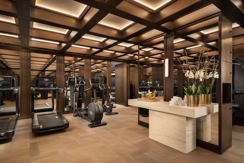 Residents at No.1 Grosvenor Square have an in-house gym at which to stay in shape.