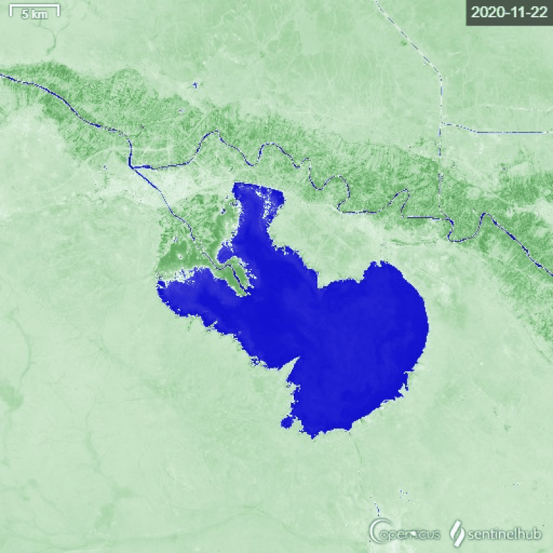 The decline of Lake Habbaniyah over the years. Gif: Copernicus Sentinel