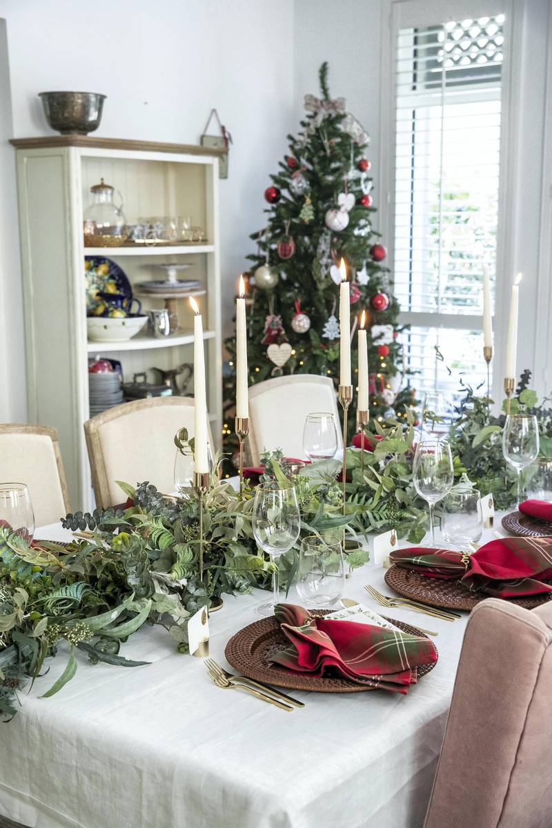 DUBAI UNITED ARAB EMIRATES. 25 NOVEMBER 2020. Tablescaping, the art of setting a table explained. Table settings for the festive season by Katie watson Grant, Founder of Lavender & May. (Photo: Antonie Robertson/The National) Journalist: Janice Rodrigues Section: National.