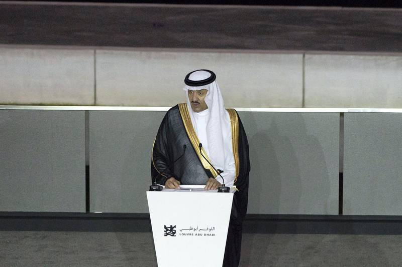 SAADIYAT ISLAND, ABU DHABI, UNITED ARAB EMIRATES - November 07, 2018: Prince Sultan bin Salman bin Abdul Aziz, President of the Saudi Commission for Tourism & National Heritage (STCH) (C), delivers a speech during the opening of the Roads of Arabia: Archaeological Treasures of Saudi Arabia exhibition, at the Louvre Abu Dhabi.
( Rashed Al Mansoori / Ministry of Presidential Affairs )
---