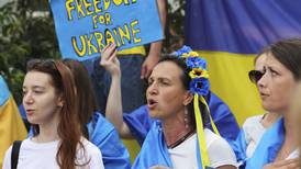 EU accepts Ukraine and Moldova as membership candidates