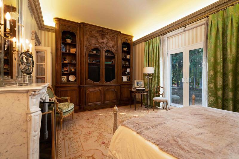 A far-cry from muted fitted wardrobes more often seen in Dubai properties. Courtesy Luxury Property