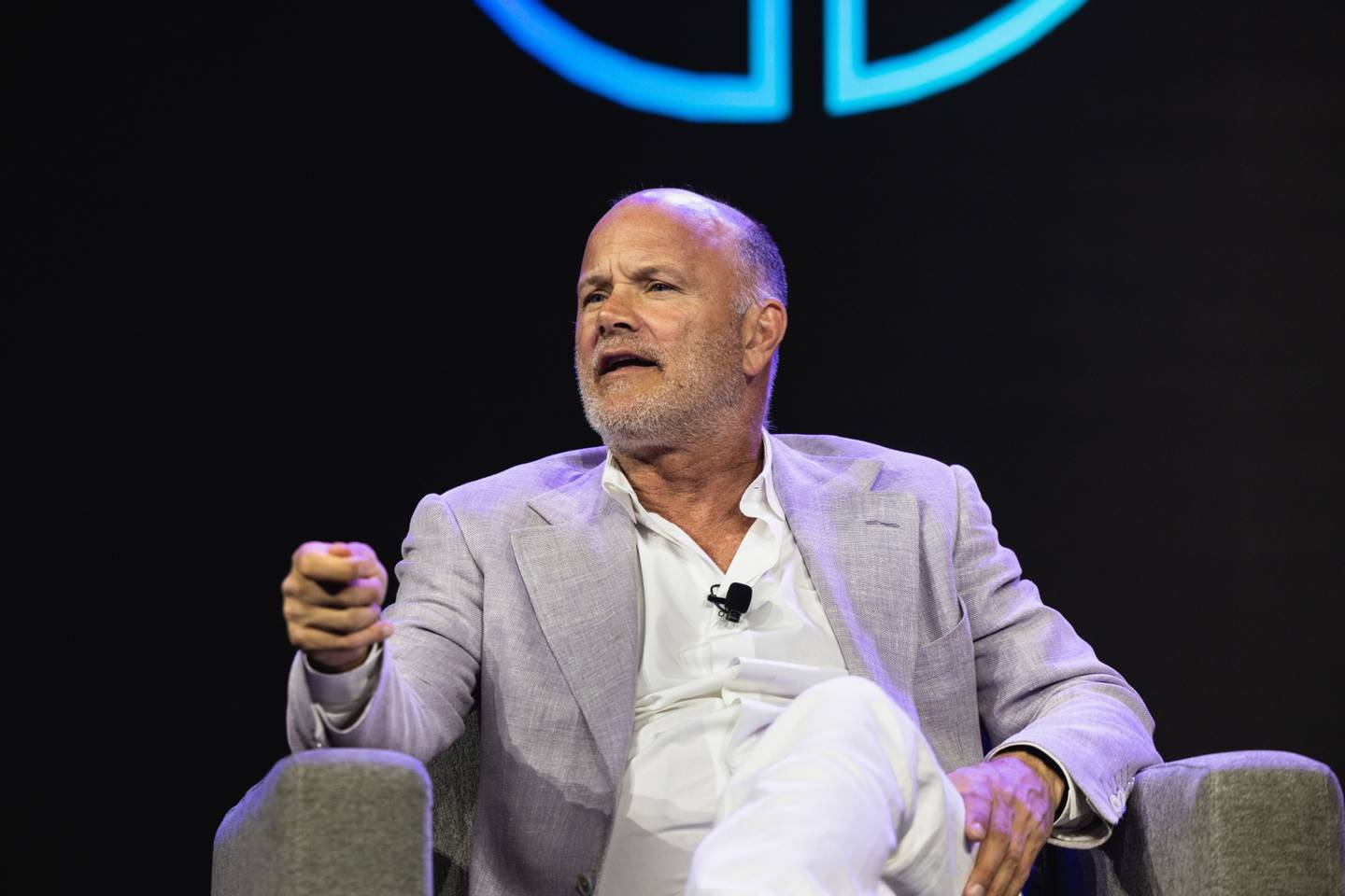 Mike Novogratz, founder and chief executive of Galaxy Digital, says the crisis of confidence in cryptocurrencies will drive people to put their money in trusted custodians. Bloomberg