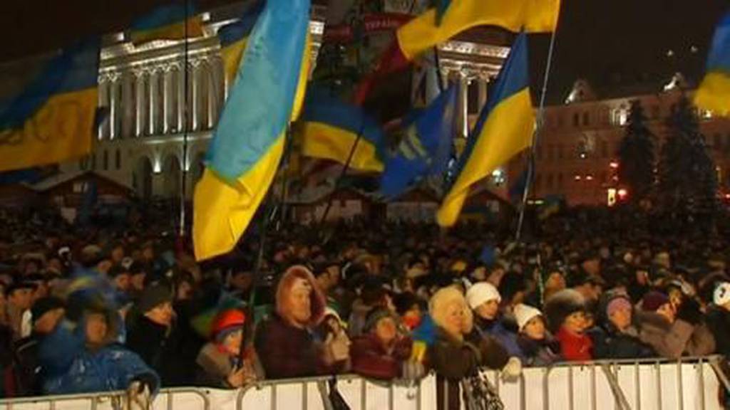 Video: Violence condemed in Ukraine, santions considered