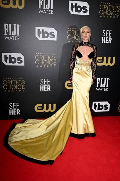 Stars arrive at Critics' Choice Awards 2022 red carpet