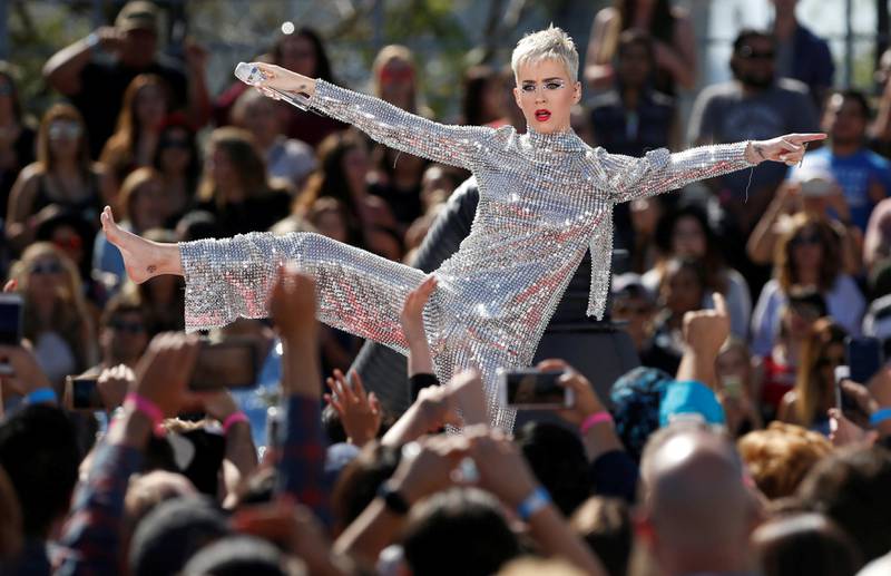 FILE PHOTO - Singer Katy Perry performs during her 4-day tour "Katy Perry - Witness World Wide" at Ramon C. Cortines School of Visual and Performing Arts in Los Angeles, California U.S. on June 12, 2017.   REUTERS/Mario Anzuoni/File Photo