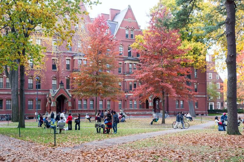 DYXA1B Harvard Yard, old heart of Harvard University campus, on a beautiful Fall day in Cambridge, MA, USA on November 2, 2013.