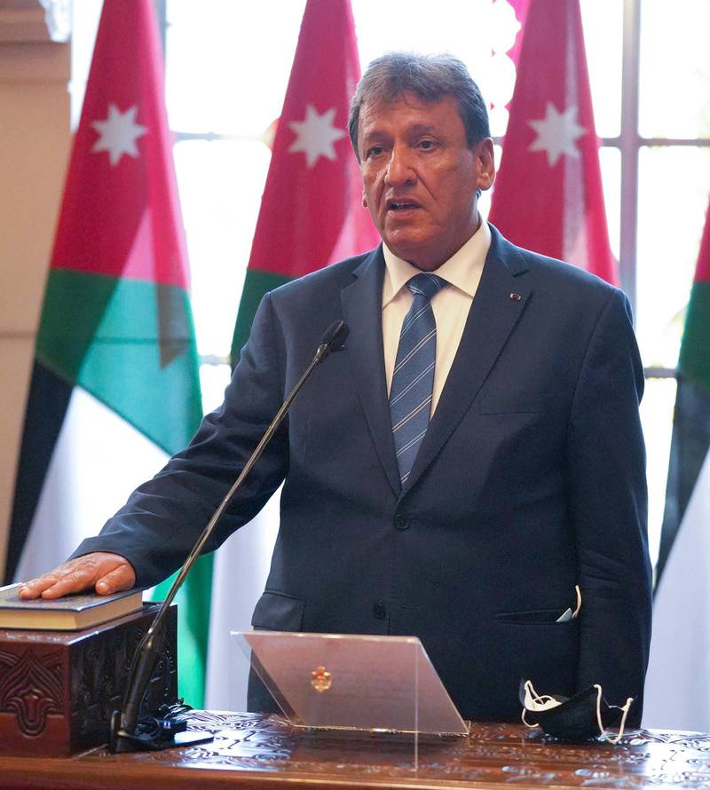 Jordan's King Abdullah II swears in Wajih Azaiza as Minister of Transport at Basman Palace. Courtesy Royal Hashemite Court