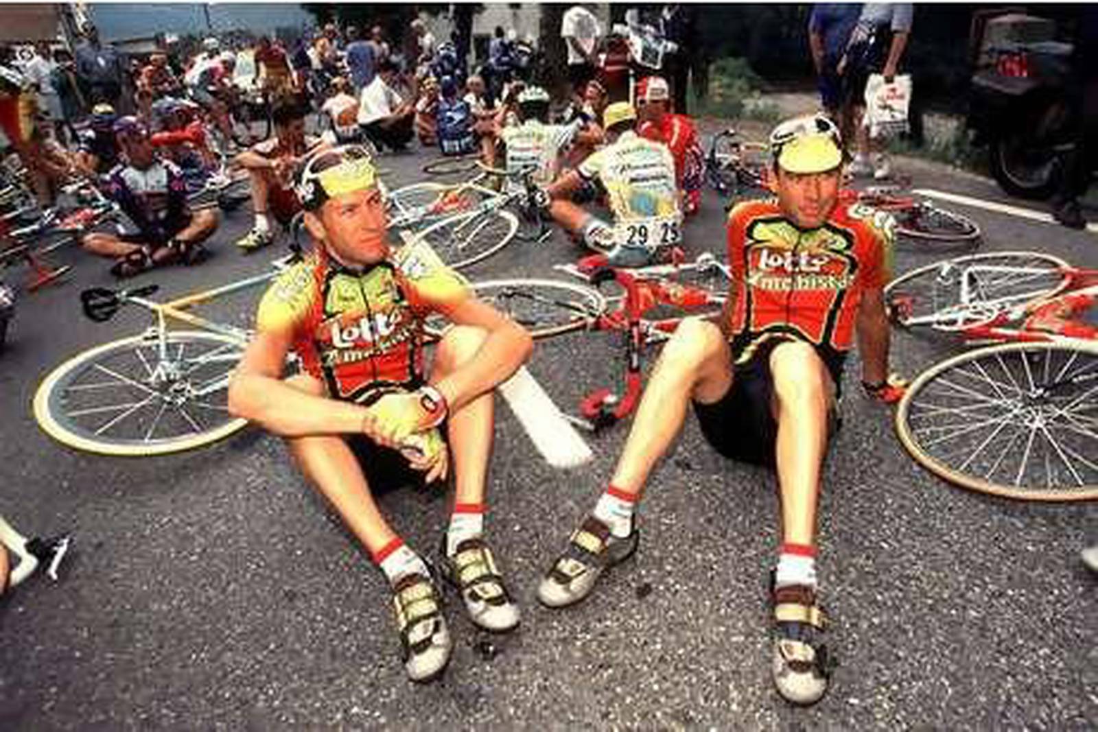 1998 tour de france cycling team festina drugs