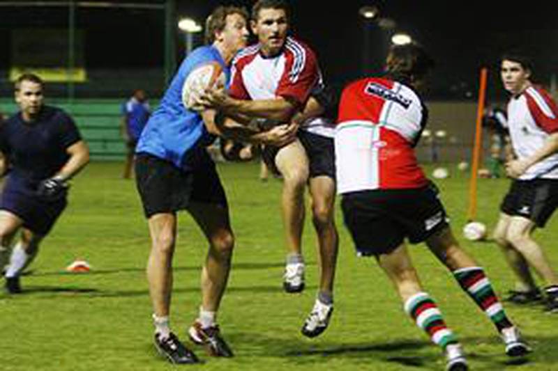 David Stolzenberg , centre, will be crucial to Abu Dhabi Harlequins' hopes of retaining their league title.
