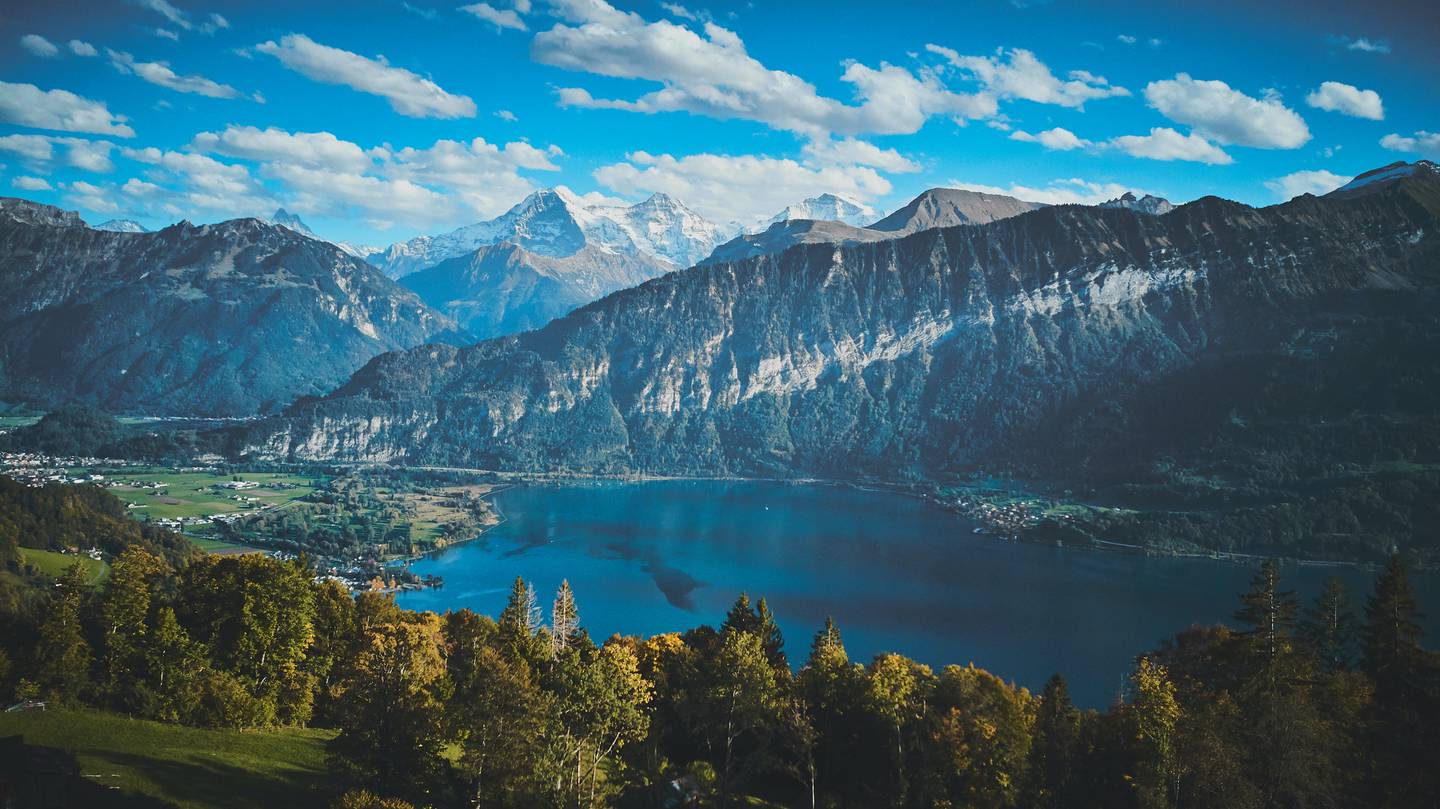 Switzerland's Interlaken has mountains, lakes, glaciers and endless adventure. Photo: Rat Ski / Unsplash
