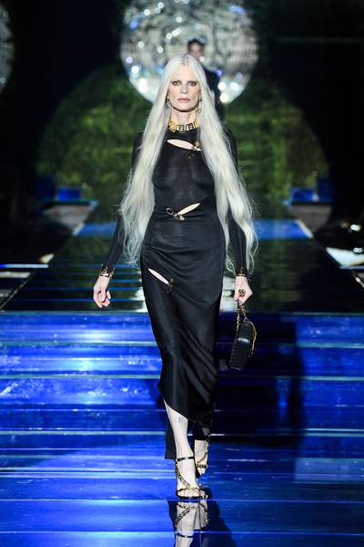 Versace Spring 2020: Post Punk and In Your Face - Global Fashion News