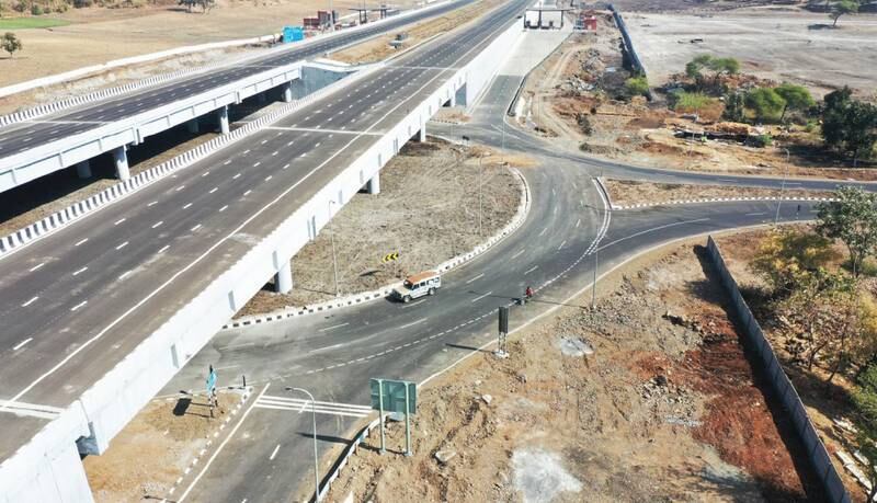 A stretch of what will be India’s longest motorway has been opened in Rajasthan. Photo: @nitin_gadkari / Twitter