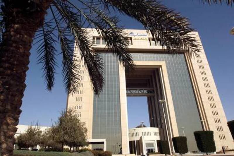 A view of the headquarters of Saudi Basic Industries Corp (SABIC) in Riyadh January 20, 2009. SABIC, one of the world's largest chemical firms, saw profits nearly erased in the fourth quarter due to the global slowdown, saying it would shut plants and cut jobs. REUTERS/Fahad Shadeed (SAUDI ARABIA)