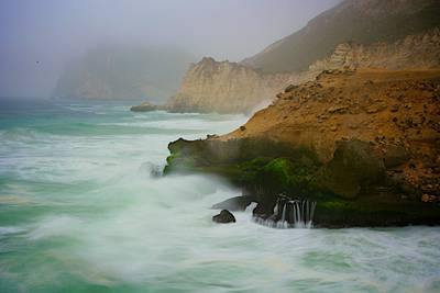Ethereal coastlines offer a refreshing respite from Gulf summer heat in the Dhofar Governorate of Oman. Courtesy Ministry of Tourism – Oman
