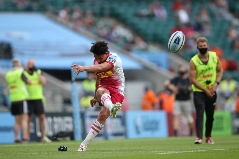 Marcus Smith kicks a conversion against Exeter.