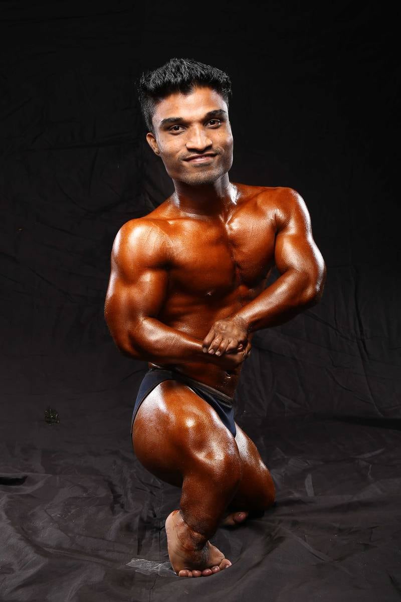 Pratik Vitthal Mohite. Measuring just 102 cm, the 25 year old from Maharashtra started bodybuilding in 2012.