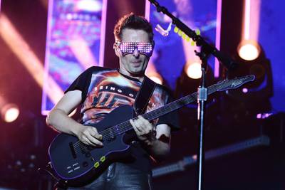 SINGAPORE - SEPTEMBER 21:  Matt Bellamy of Muse performs on stage during day two of Formula 1 Singapore Grand Prix at Marina Bay Street Circuit on September 21, 2019 in Singapore.  (Photo by Suhaimi Abdullah/Getty Images)