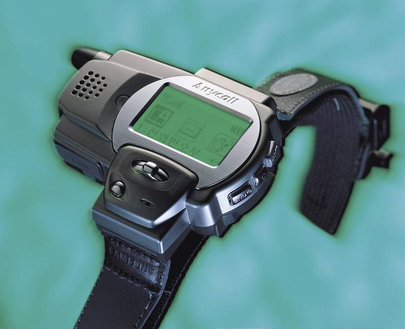 Samsung’s first watch phone, Samsung SPH-WP10, was made in 1999. Samsung Electronics / Handout via Reuters