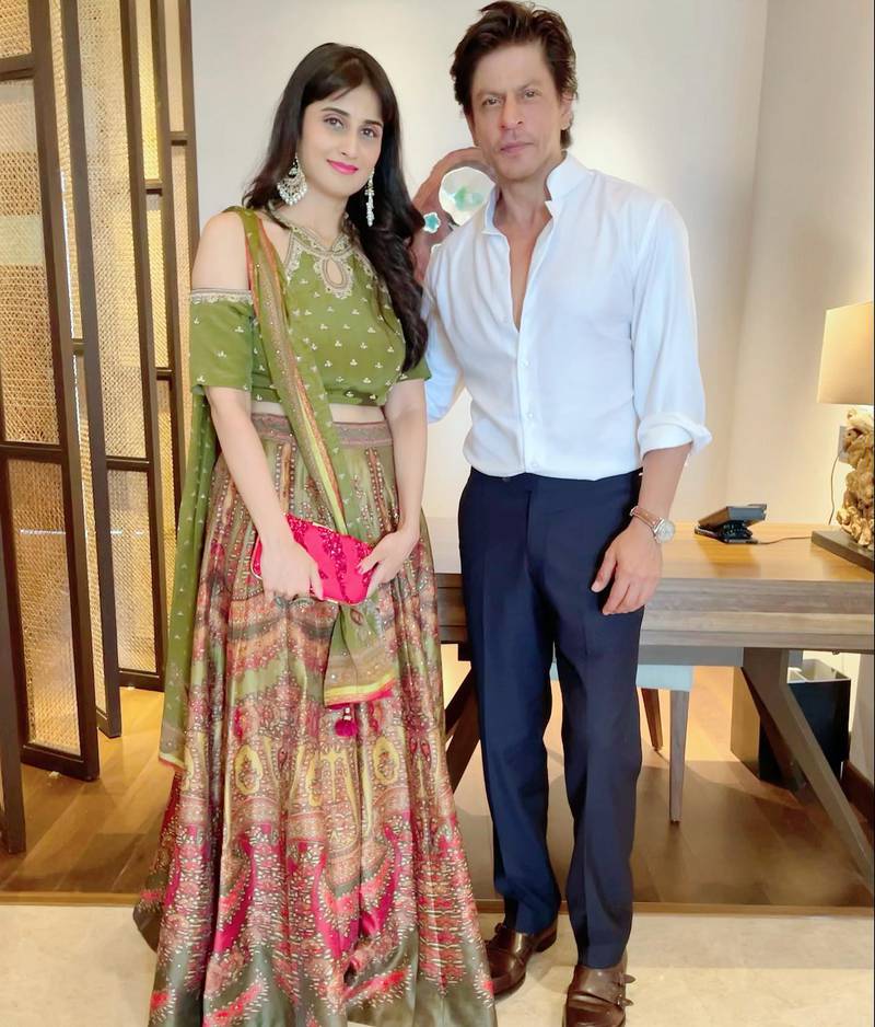 South Indian actress Shamlee and Shah Rukh Khan at the wedding. Photo: Instagram / shamlee_official