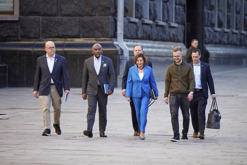 Ms Pelosi arrives in Kyiv with her congressional delegation