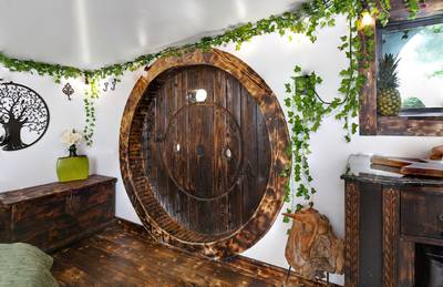 Hobbit Tree House, Design Bringing Fantasy into Life